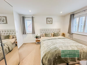 Photo 8- click for photo gallery